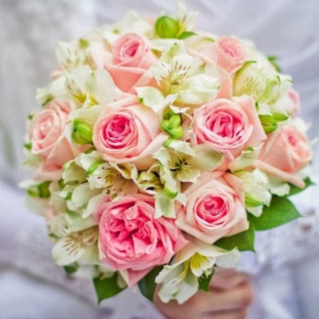 Букет цветов "Букет невесты №13"